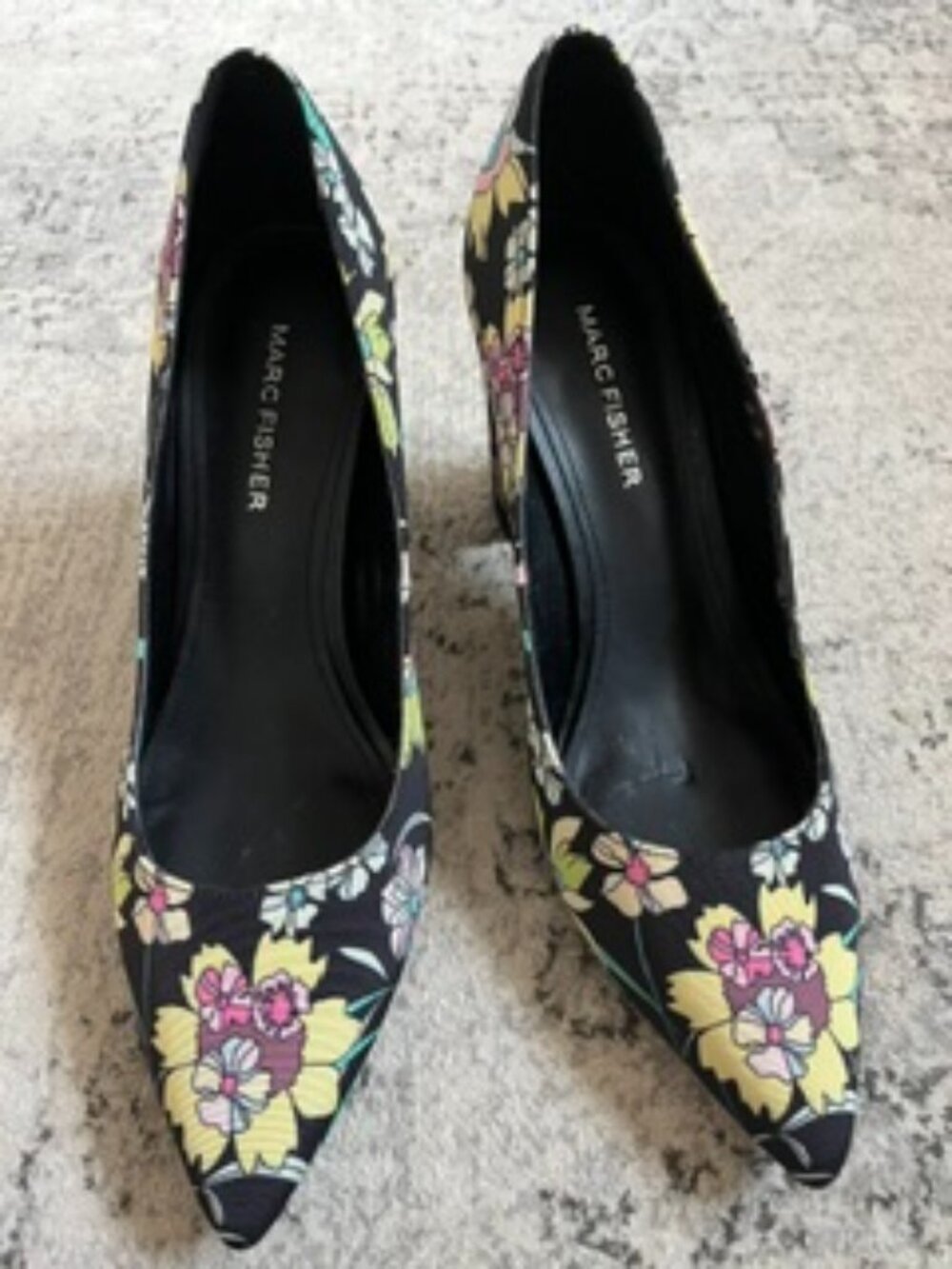 Marc Fisher Black Floral Block-Heel Pumps Yellow and Pink Flower Pattern 7M